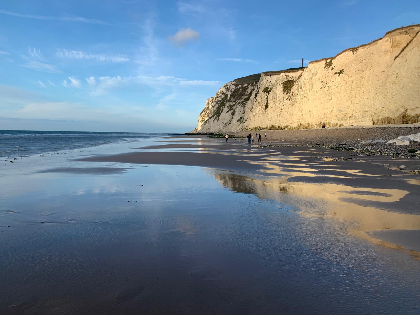 Plage et falaises blanches de la Côte d'Opale